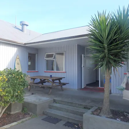 42B College House-2